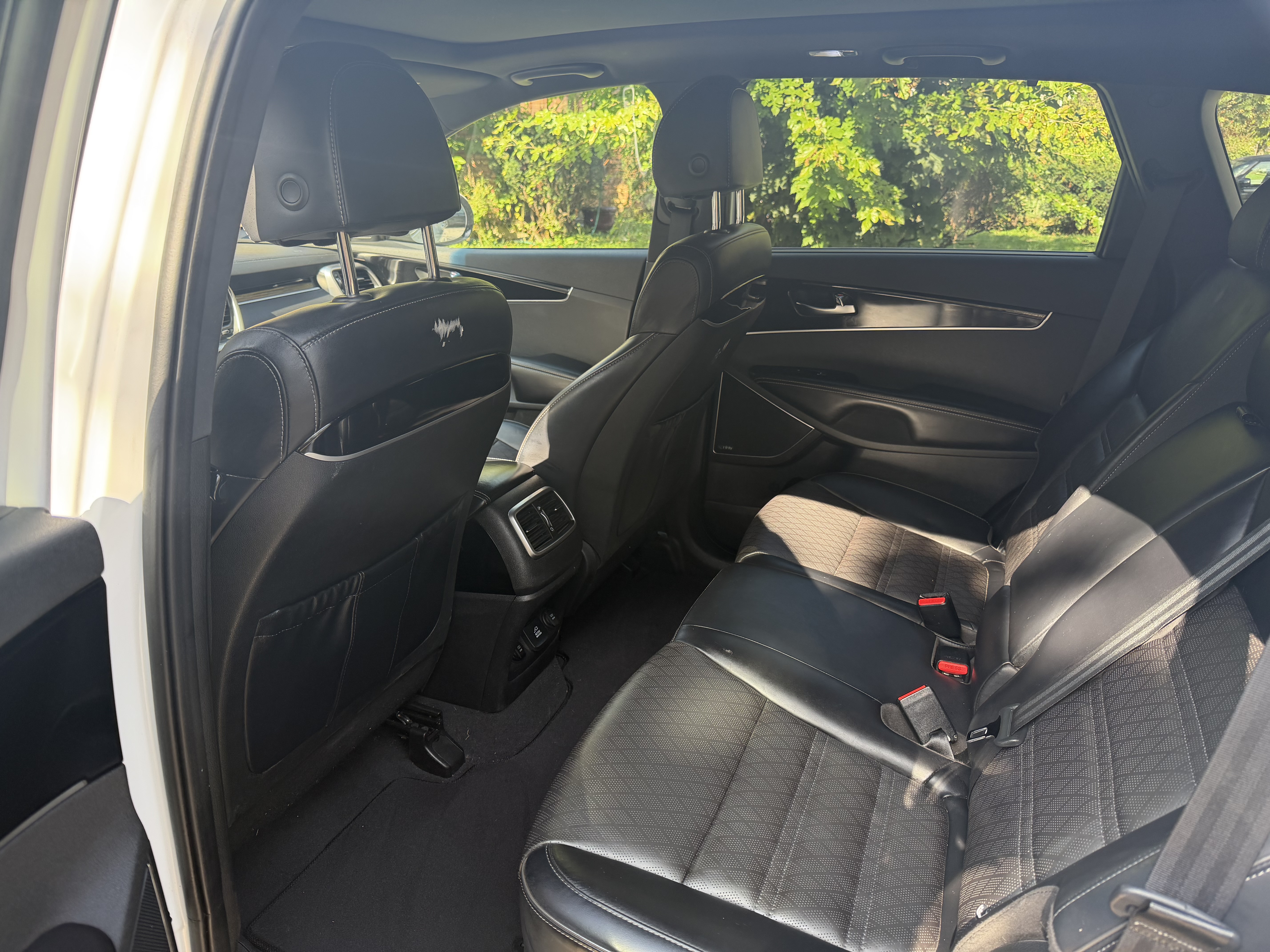Used 2018 Kia Sorento SX AWD/4WD image 12