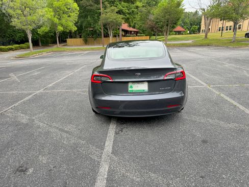 Used 2018 Tesla Model 3 Long Range AWD/4WD image 4