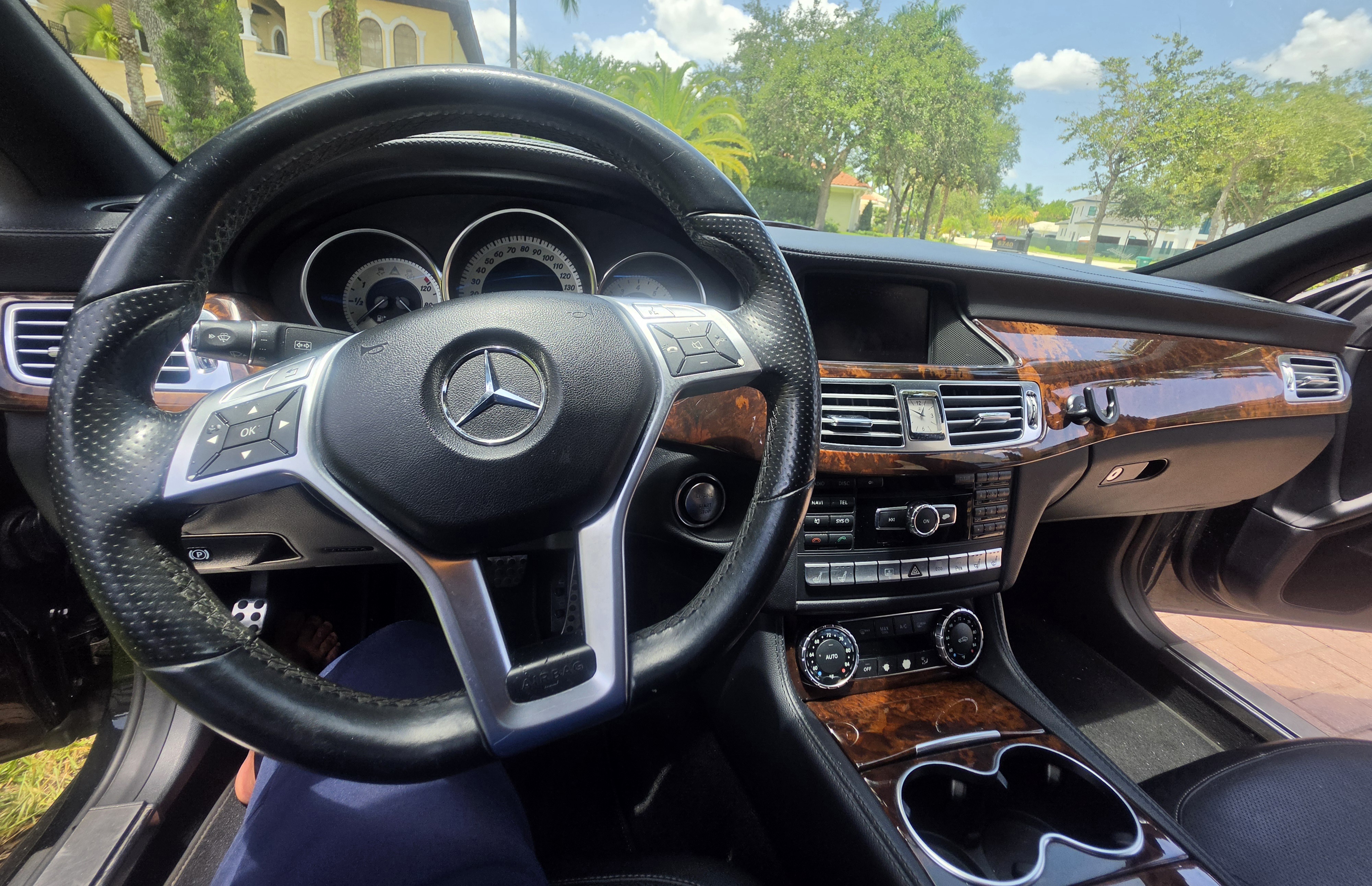 Used 2014 Mercedes-Benz CLS 550 image 10