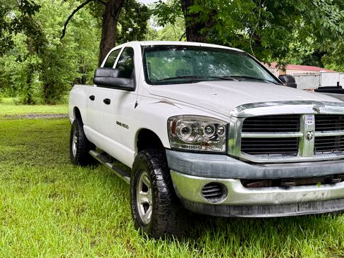 Used 2007 Dodge Ram 1500 Truck ST AWD/4WD image 1
