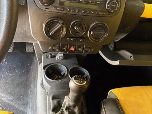 Used 2002 Volkswagen Beetle GLS image 5