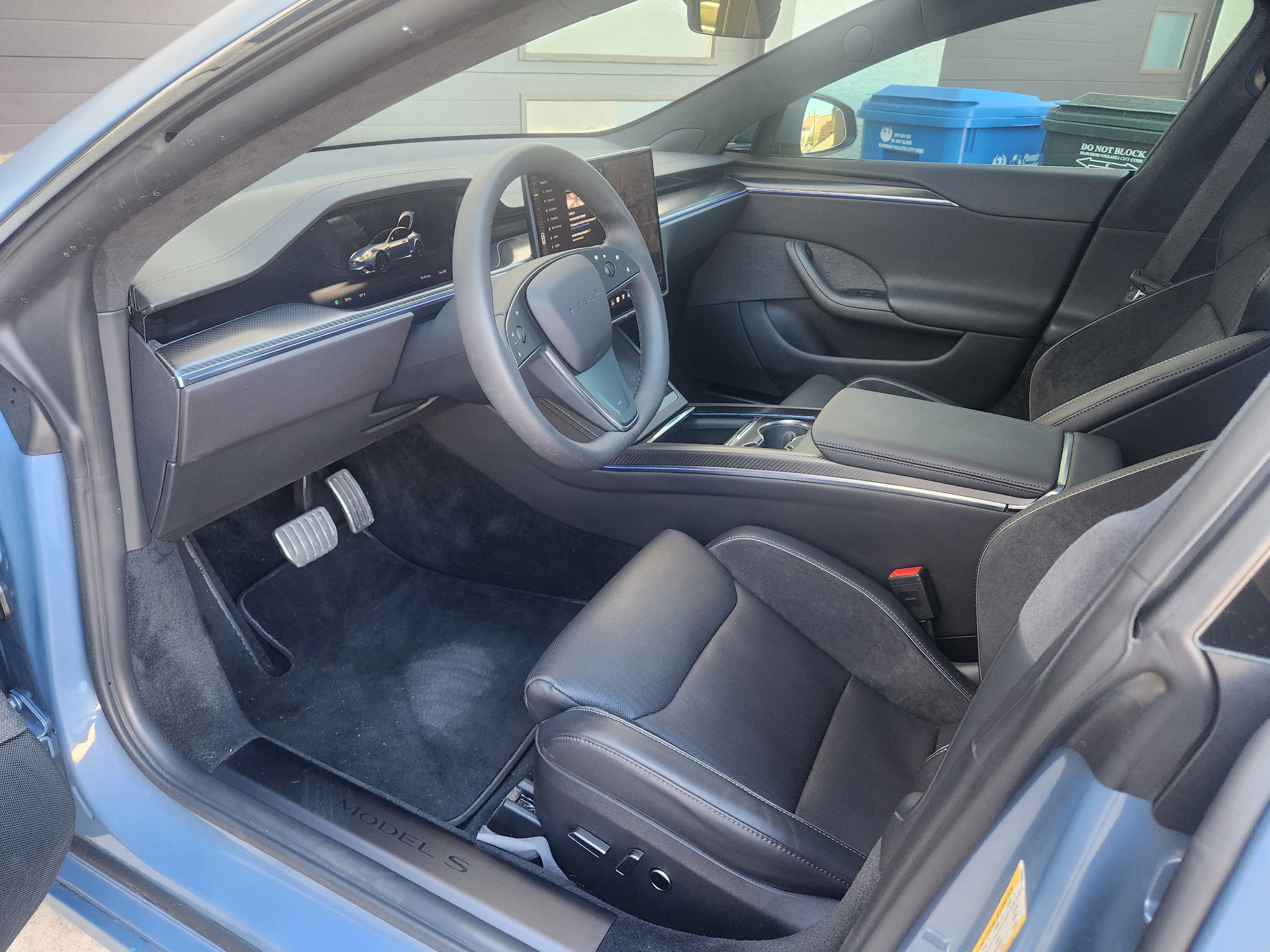 Used 2026 Tesla Model S Plaid AWD/4WD image 11