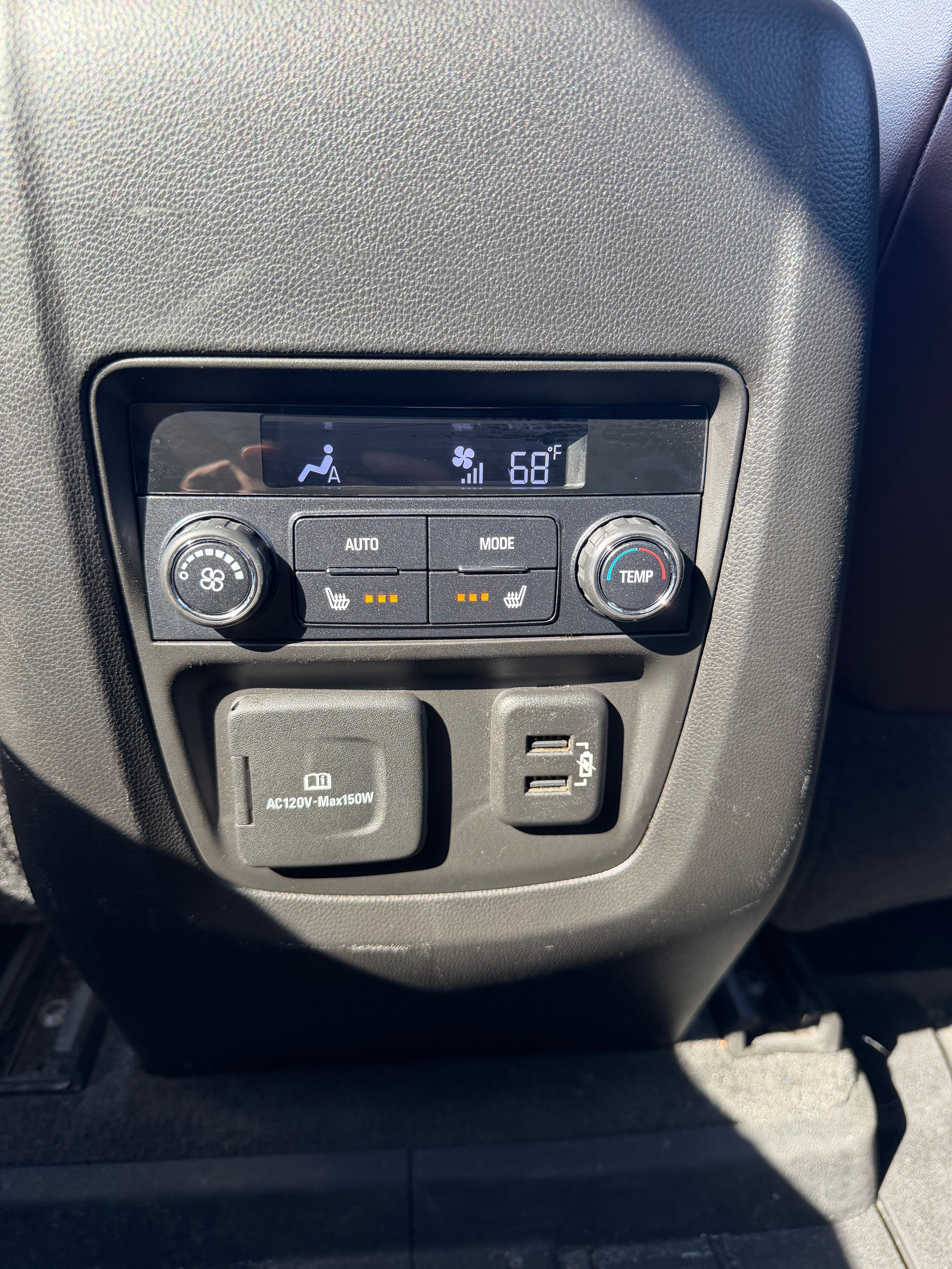 Used 2018 Buick Enclave Avenir w/ Avenir Technology Package AWD/4WD image 21