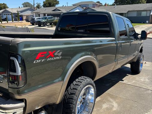 Used 2003 Ford F350 King Ranch image 9