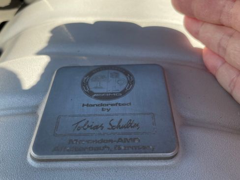 Used 2011 Mercedes-Benz ML 63 AMG 4MATIC image 17