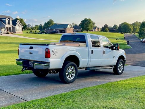 Used 2016 Ford F250 XLT w/ Snow Plow Prep Package image 5