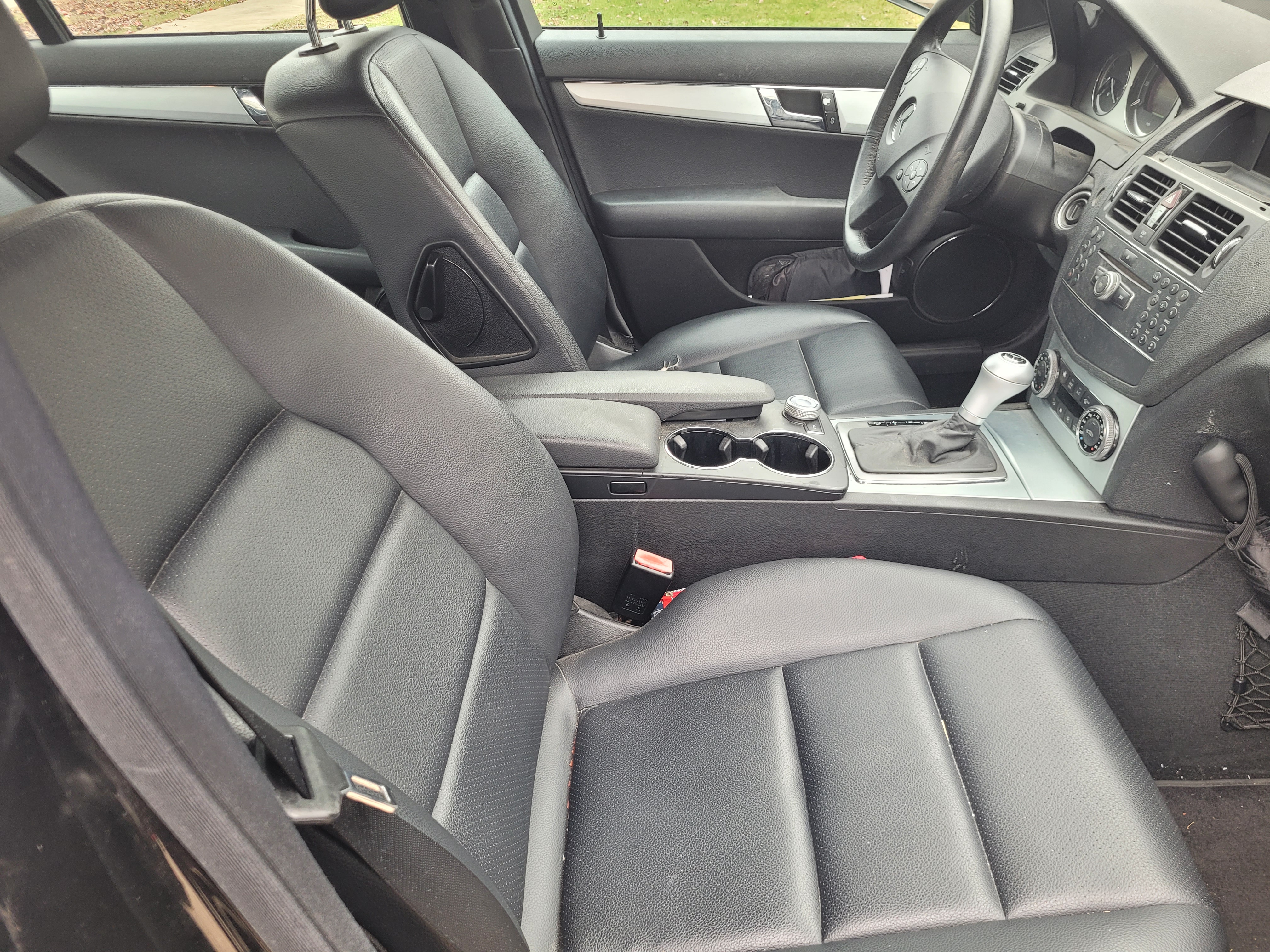 Used 2008 Mercedes-Benz C 300 Sedan image 8