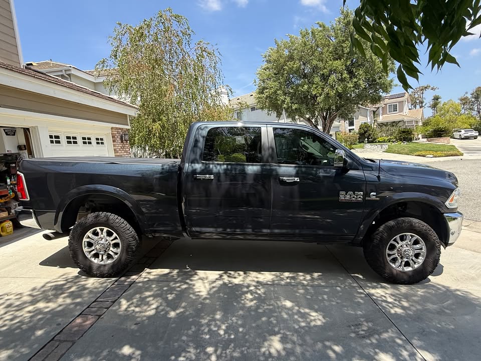 Used 2018 RAM 2500 Laramie AWD/4WD image 5