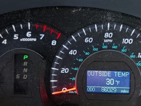 Used 2007 Toyota Camry XLE image 12