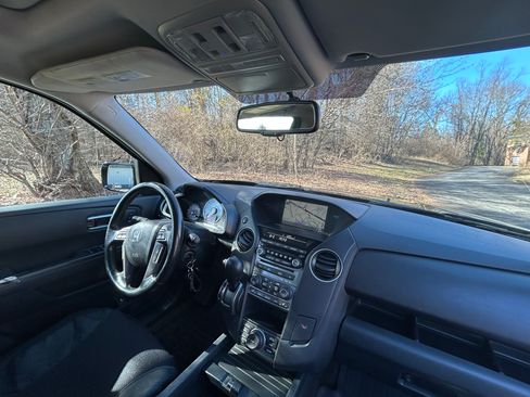 Used 2014 Honda Pilot Touring image 8