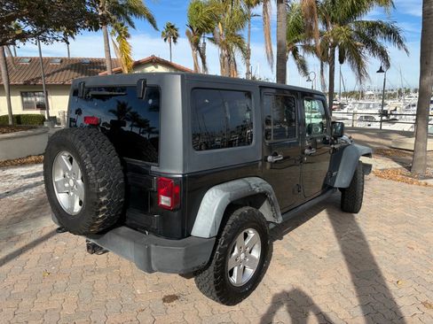 Used 2011 Jeep Wrangler Unlimited Rubicon w/ Trailer Tow Group image 1