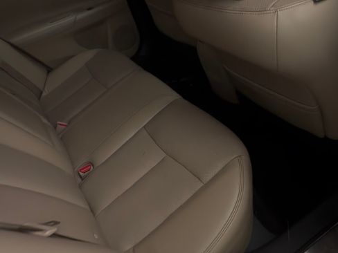 Used 2015 Nissan Altima 2.5 SL w/ Technology Package FWD image 6