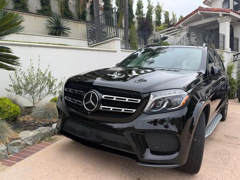 Used 2019 Mercedes-Benz GLS 550 4MATIC image 1