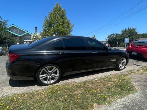 Used 2014 BMW 750Li image 4