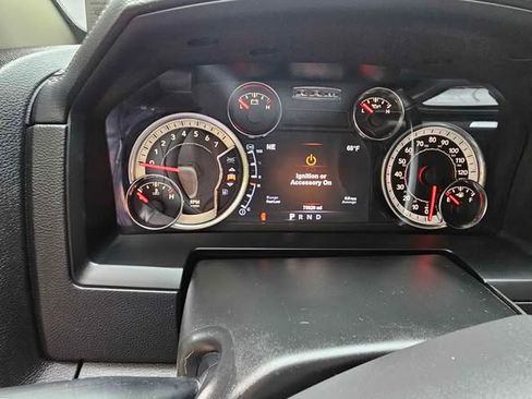 Used 2018 RAM 2500 Laramie w/ Sport Appearance Group image 12