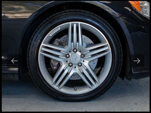 Used 2013 Mercedes-Benz CL 550 4MATIC image 25