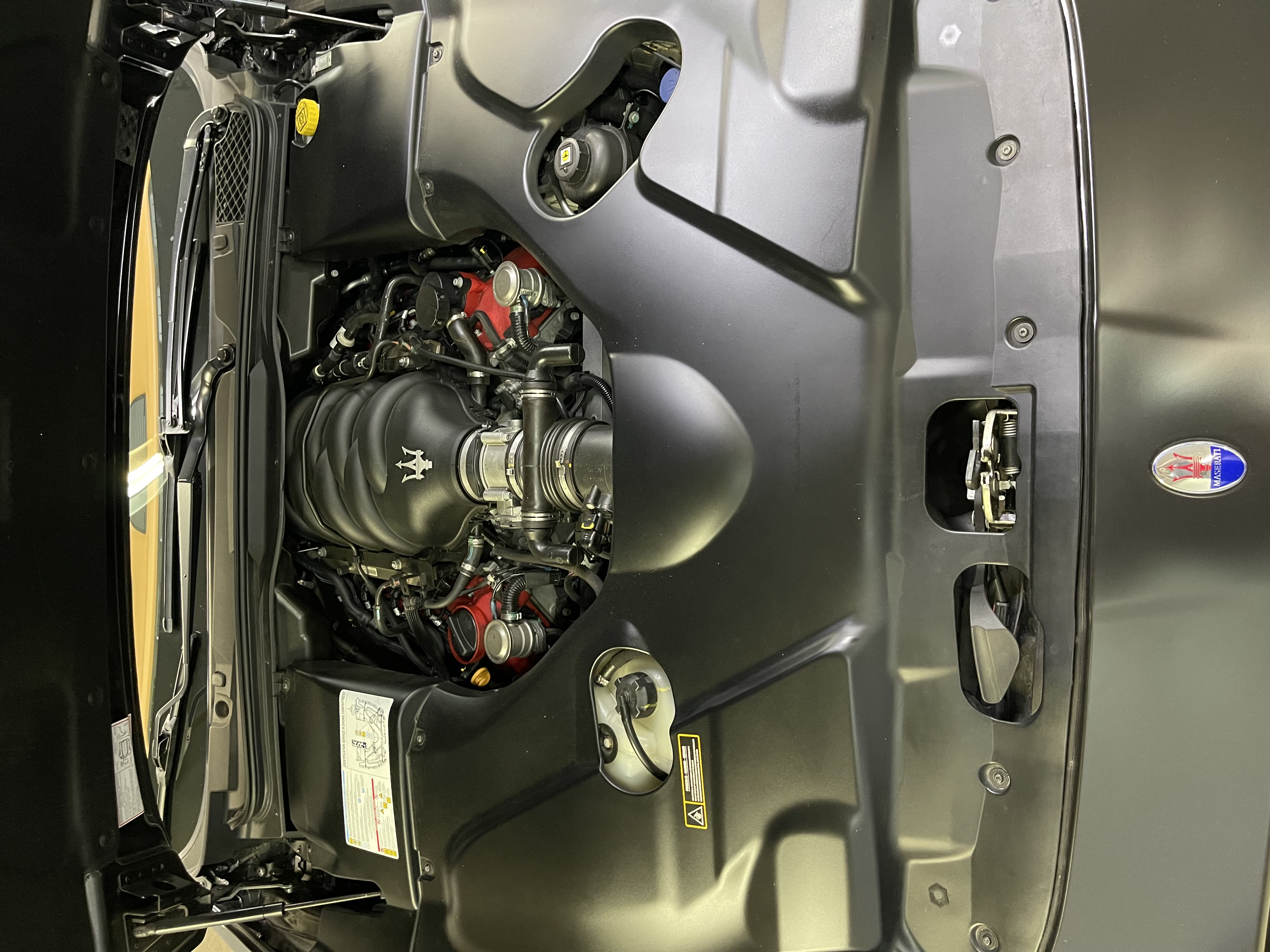 Used 2013 Maserati GranTurismo Sport RWD image 10