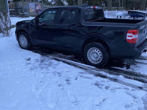 Used 2025 Ford Maverick XL w/ Equipment Group 101A image 2