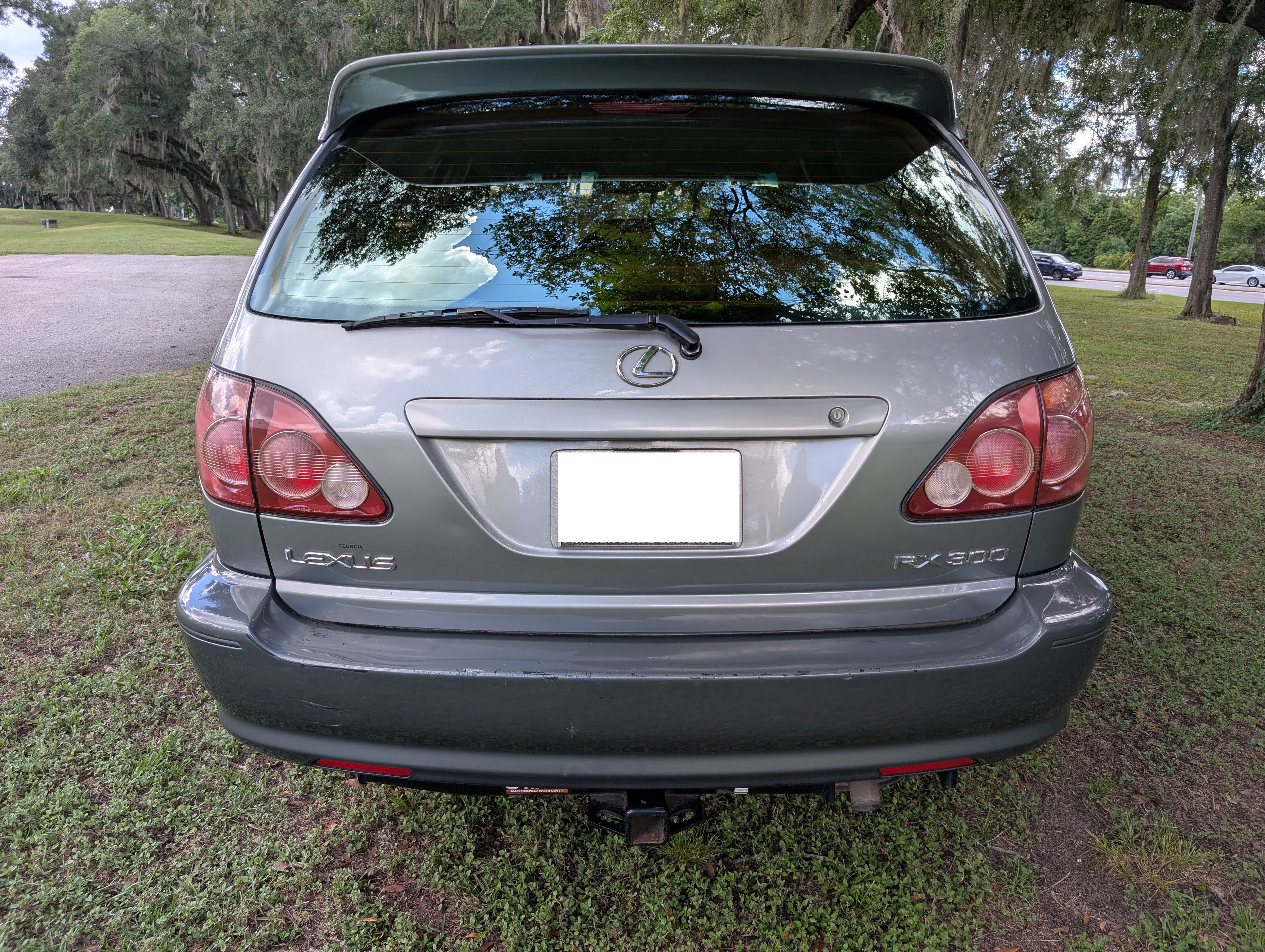 Used 2000 Lexus RX 300 w/ Premium Pkg FWD image 5