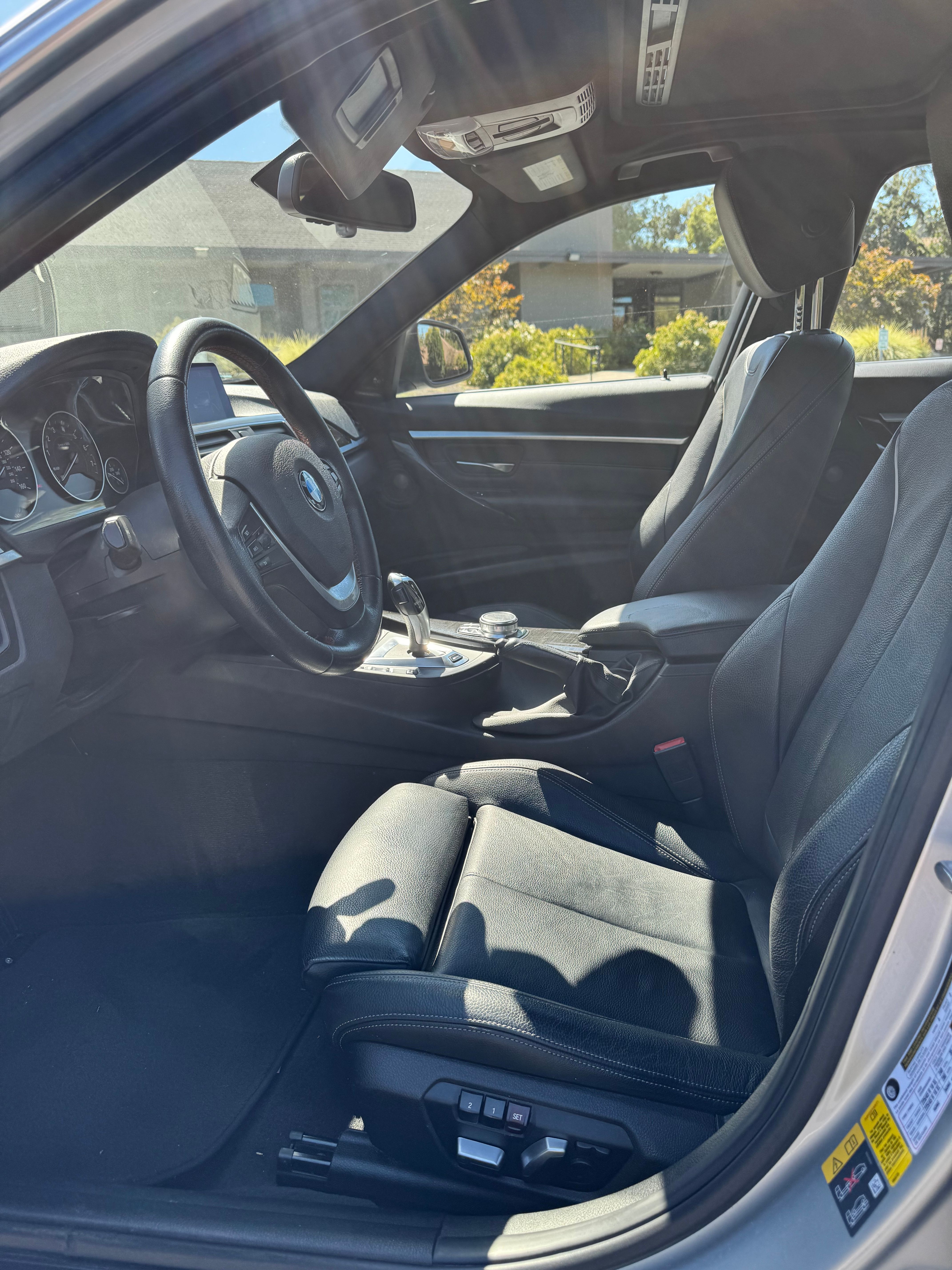Used 2017 BMW 330e RWD image 6