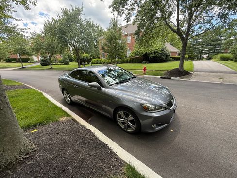 Used 2012 Lexus IS 250C w/ Luxury Pkg RWD image 10