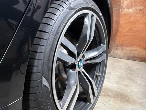 Used 2019 BMW 750i w/ M Sport Package RWD image 11