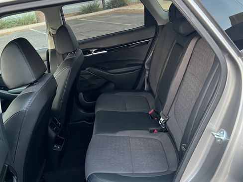 Used 2024 Kia Seltos S FWD image 19