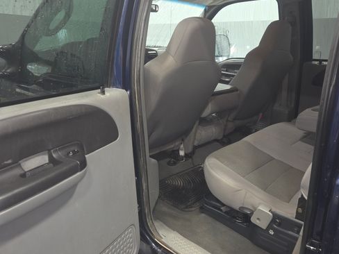 Used 2006 Ford F250 XLT image 15
