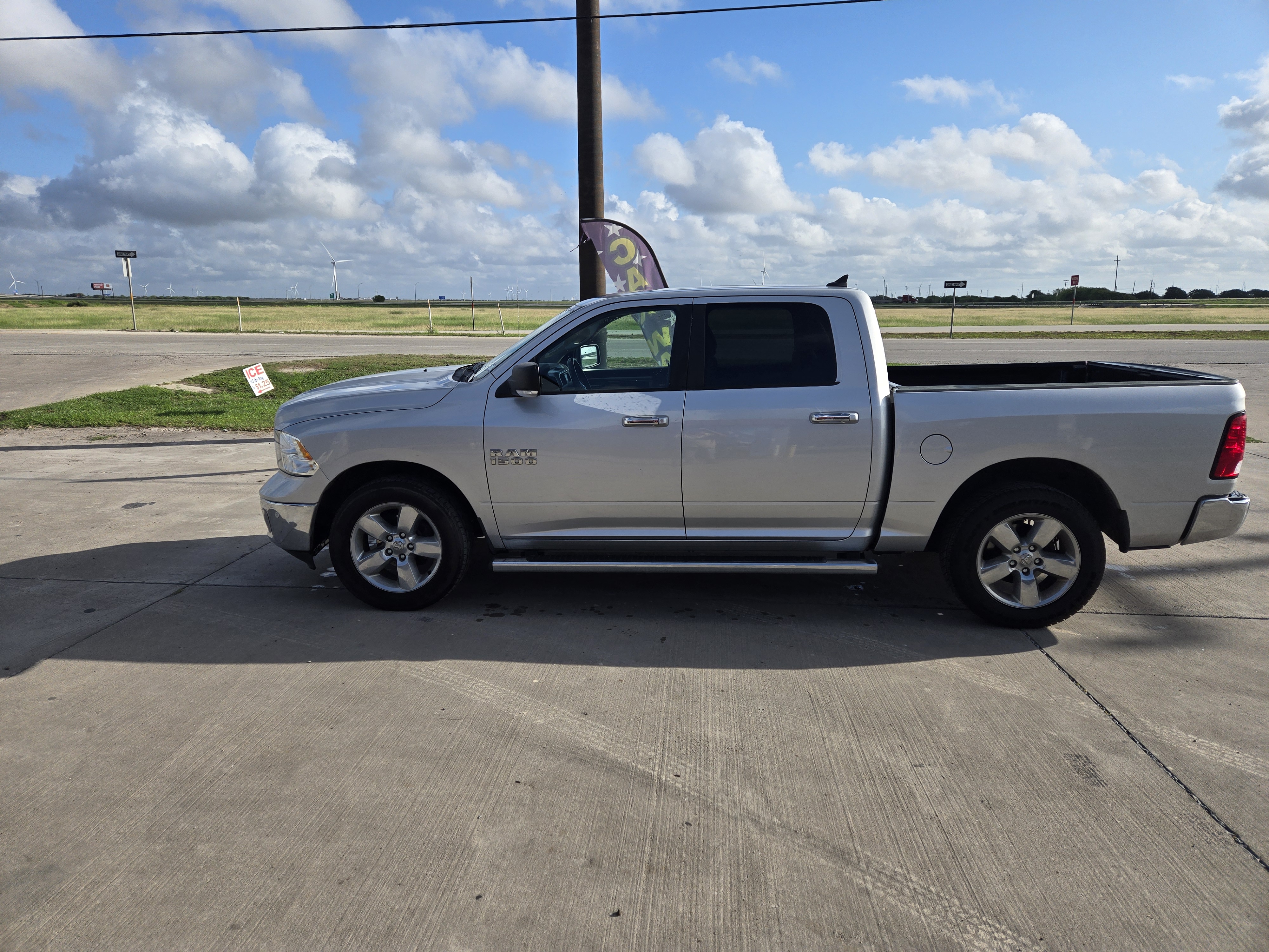 Used 2017 RAM 1500 Lone Star RWD image 16