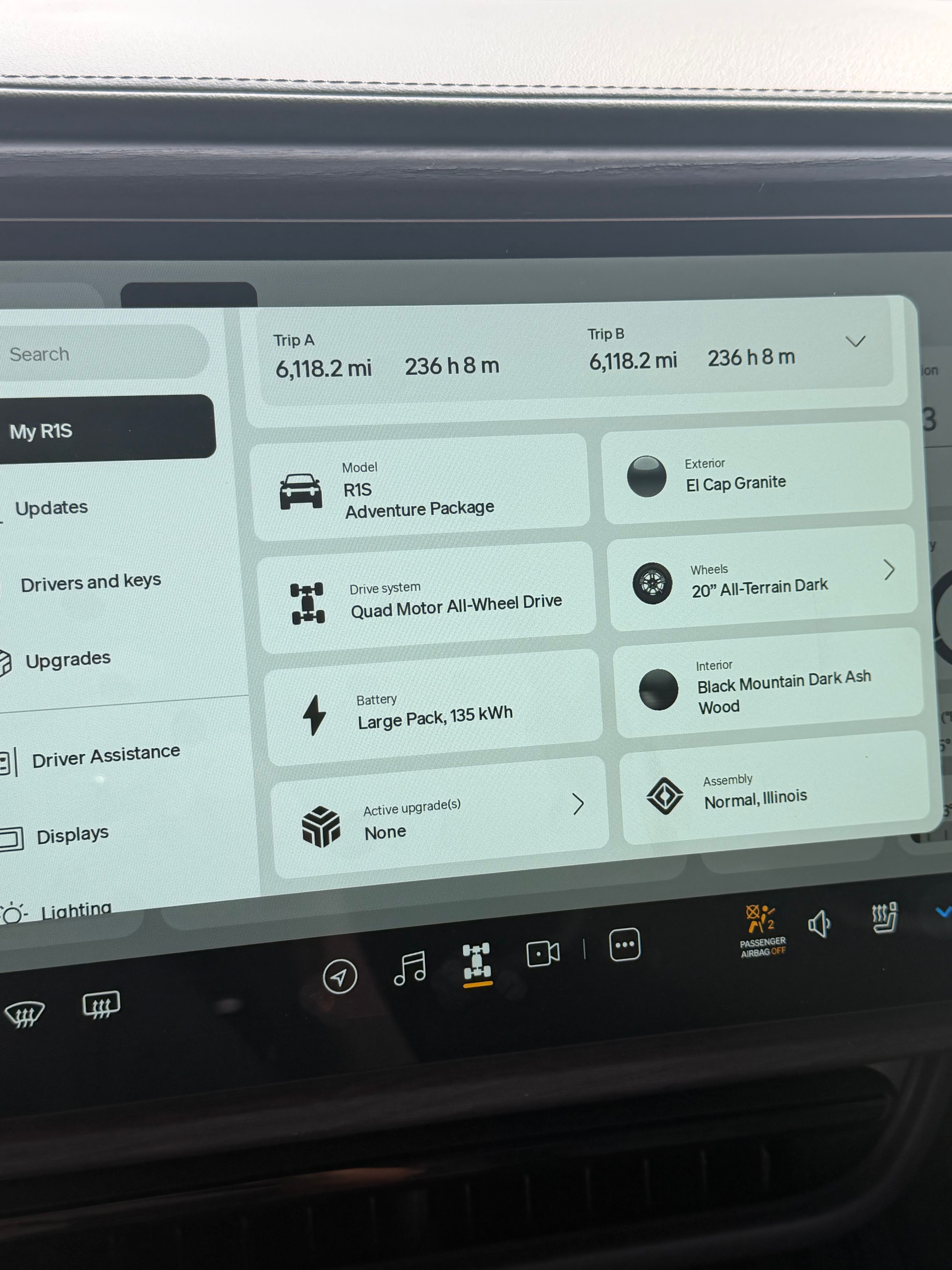 Used 2023 Rivian R1S Adventure Quad AWD/4WD image 10