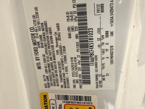 Used 2019 Ford Mustang GT image 19