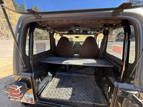 Used 1999 Jeep Wrangler Sahara image 12