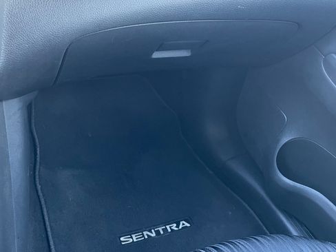 Used 2018 Nissan Sentra SV image 15