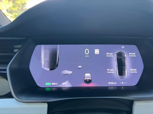 Used 2021 Tesla Model X Long Range image 10