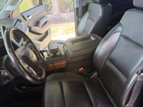 Used 2015 Chevrolet Suburban LTZ AWD/4WD image 13