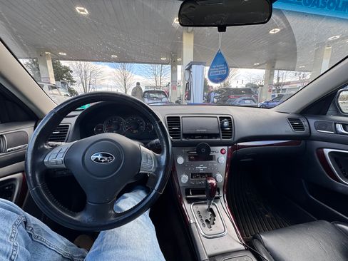 Used 2009 Subaru Outback 2.5i Limited image 13