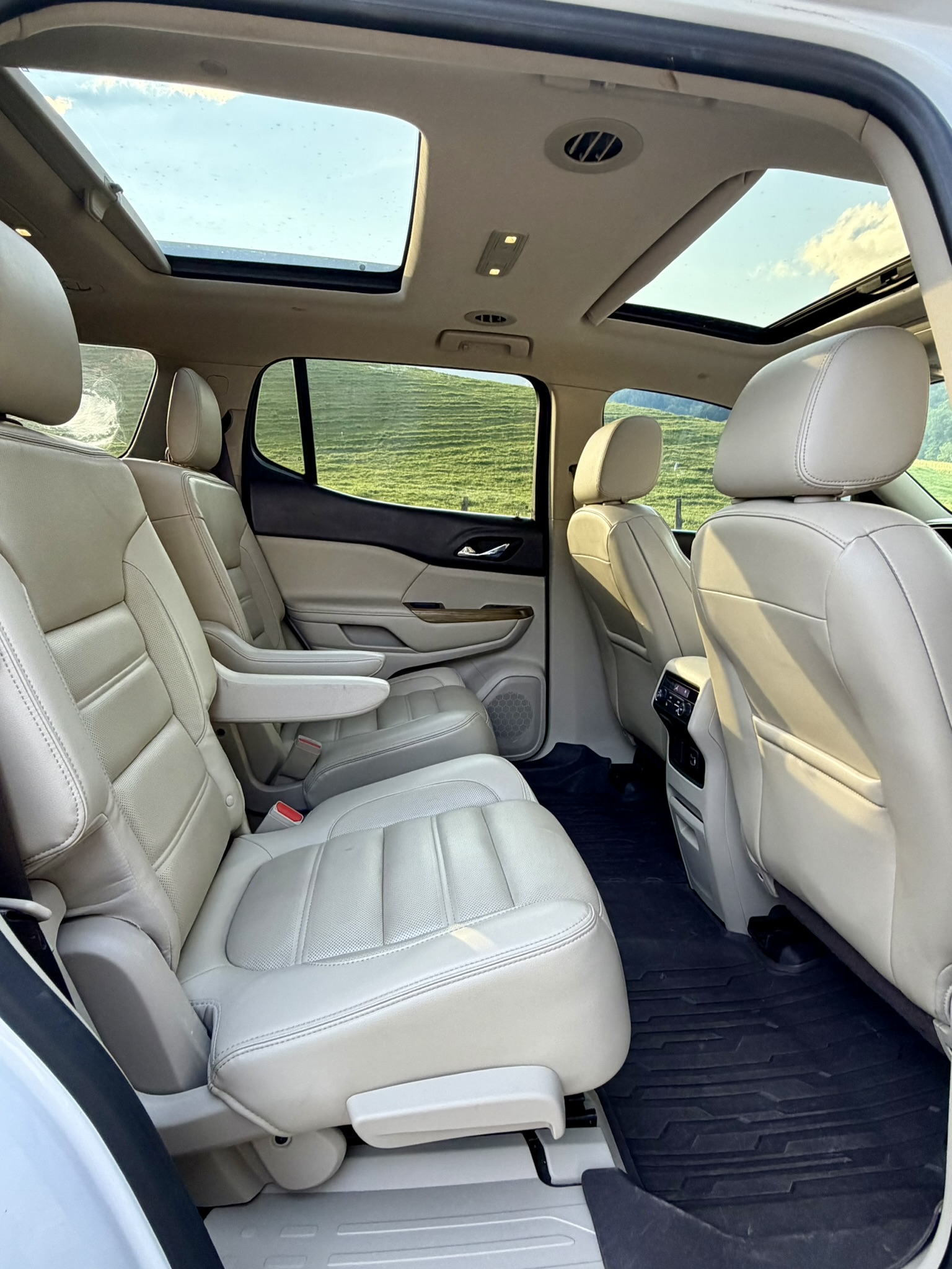 Used 2017 GMC Acadia Denali FWD image 15