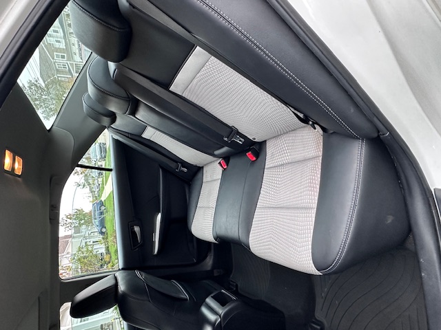 Used 2013 Toyota Camry SE FWD image 12