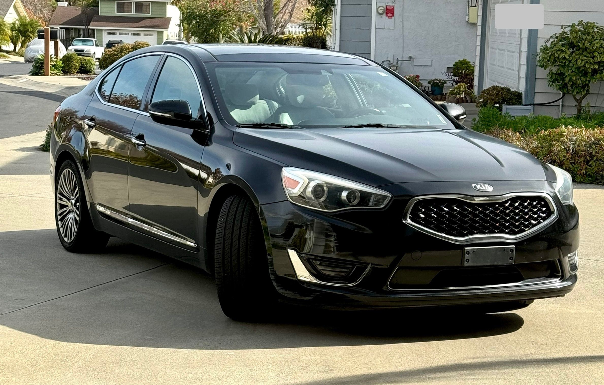Used 2014 Kia Cadenza Limited FWD image 4