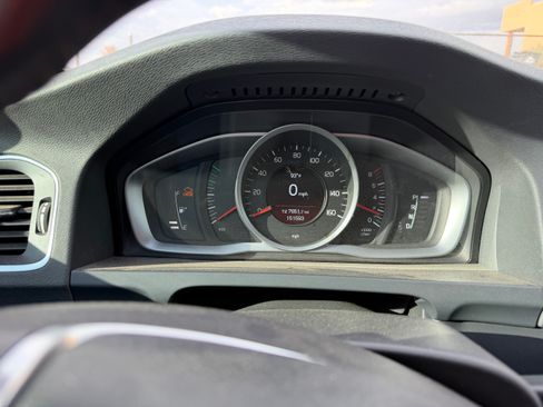 Used 2014 Volvo S60 T5 FWD image 16