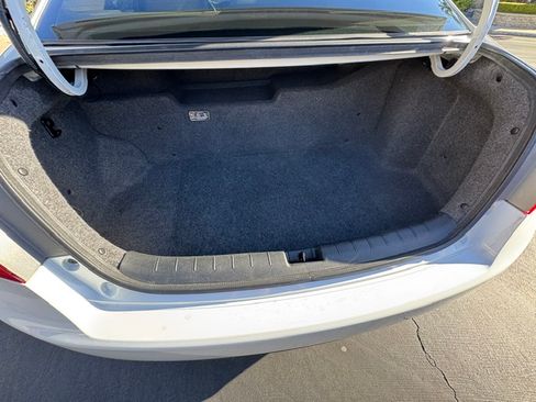 Used 2014 Honda Accord EX-L image 22