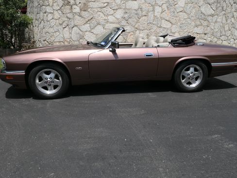 Used 1995 Jaguar XJS 4.0 Convertible image 1