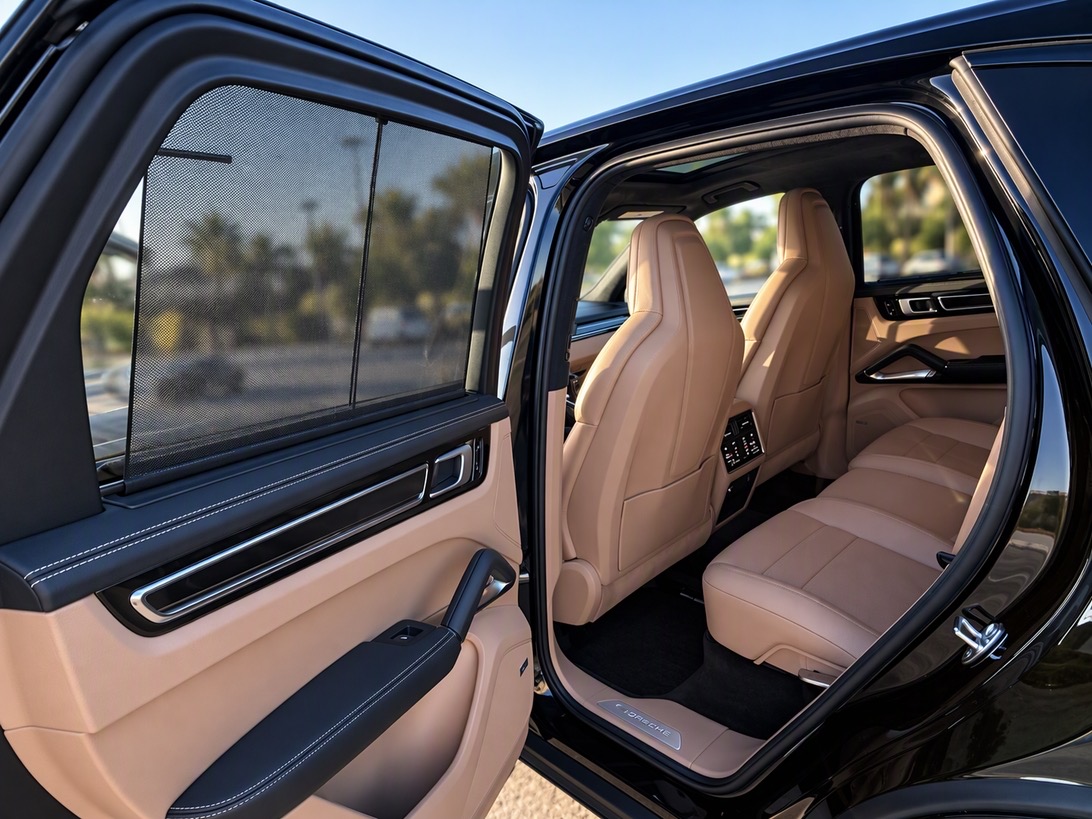 Used 2019 Porsche Cayenne Turbo AWD/4WD image 12