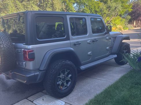 Used 2018 Jeep Wrangler Unlimited Rubicon AWD/4WD image 1