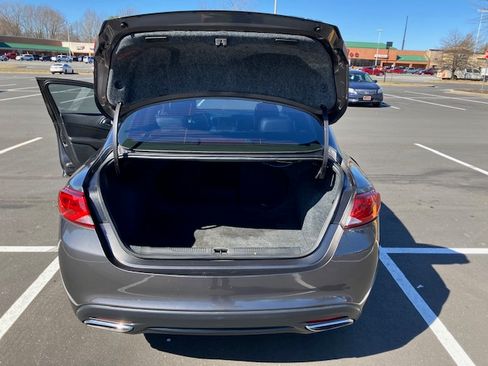 Used 2015 Chrysler 200 S w/ Navigation & Sound Group I image 5