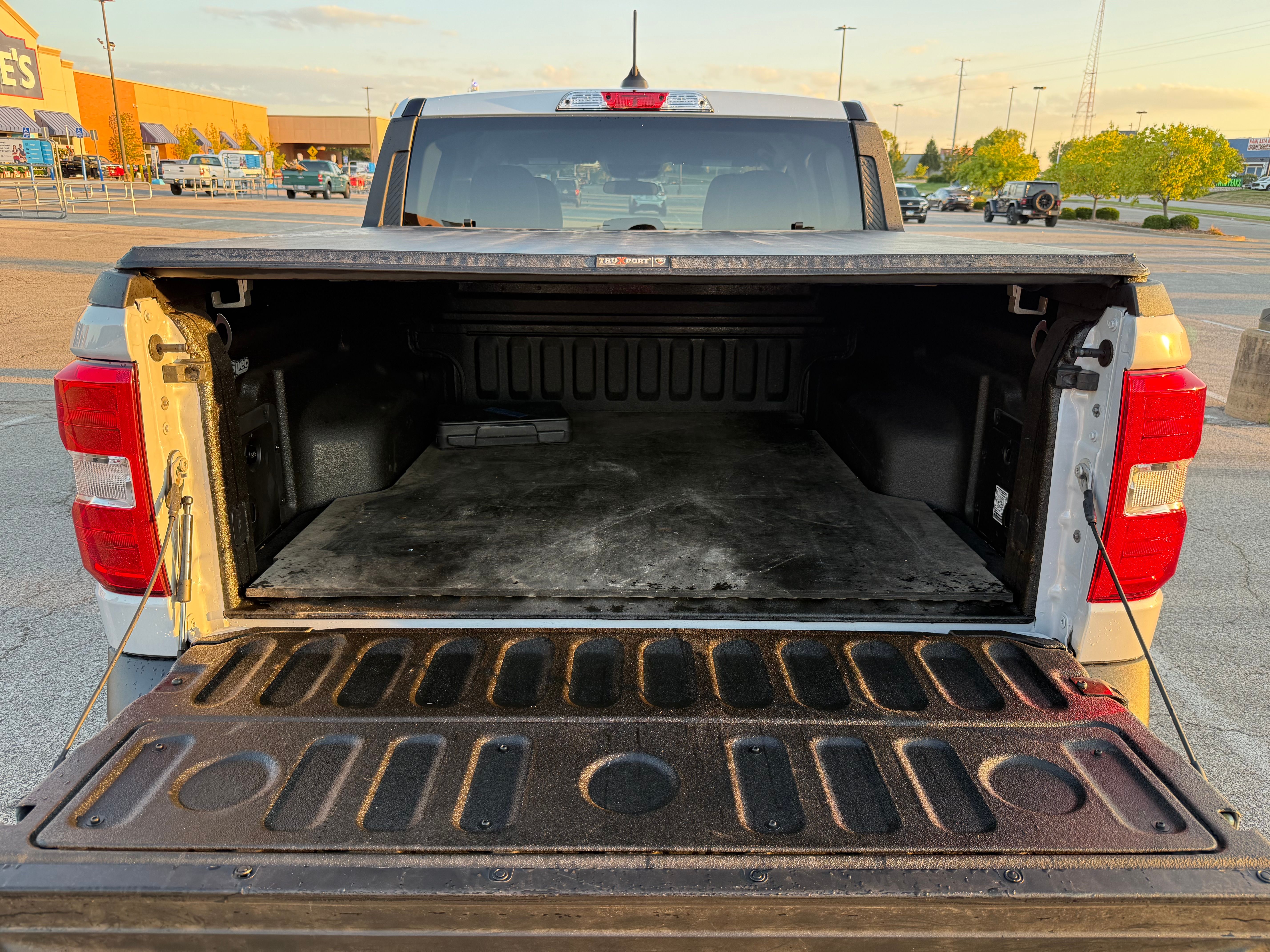 Used 2026 Ford Maverick XLT FWD image 9