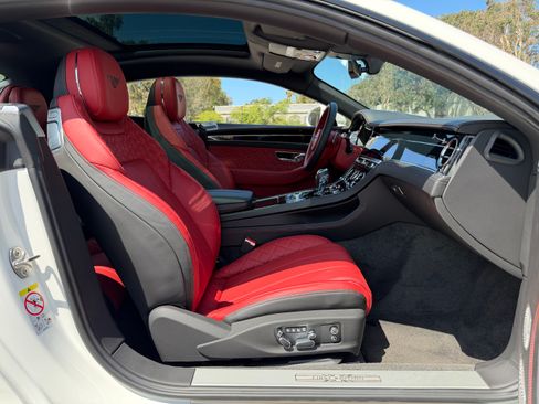 Used 2020 Bentley Continental GT AWD/4WD image 16
