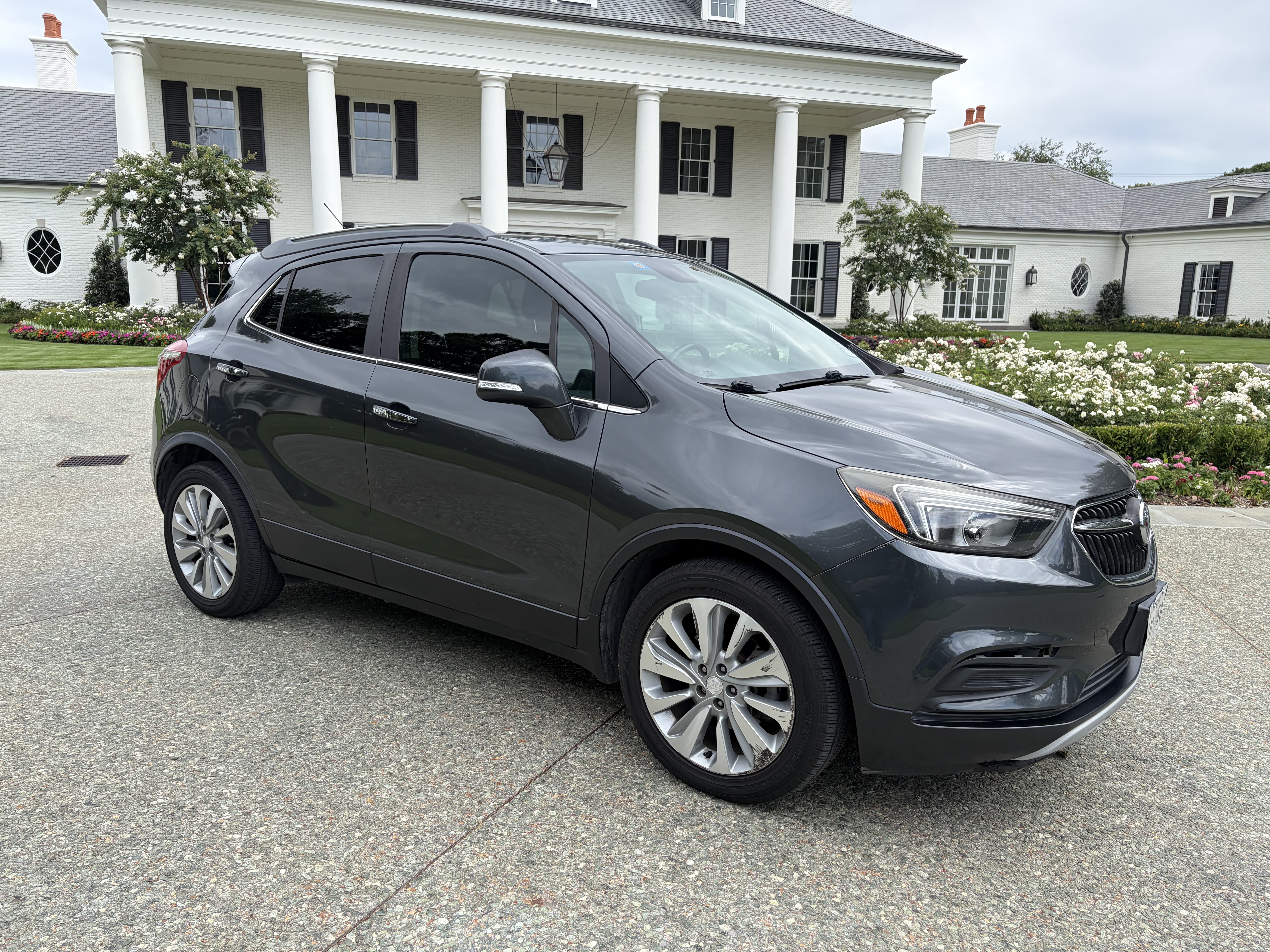 Used 2018 Buick Encore Preferred FWD image 1