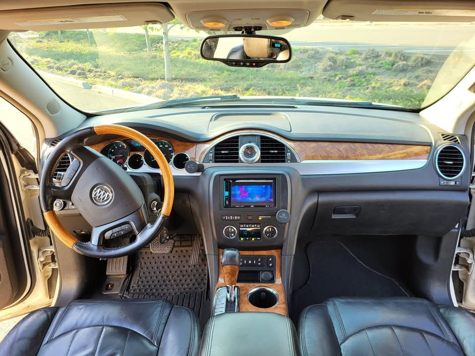Used 2008 Buick Enclave CXL w/ Entertainment Package #4 AWD/4WD image 15