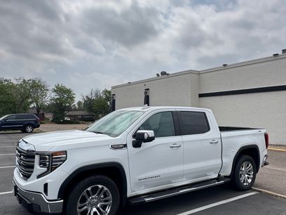 Used 2022 GMC Sierra 1500 SLT w/ SLT Premium Plus Package